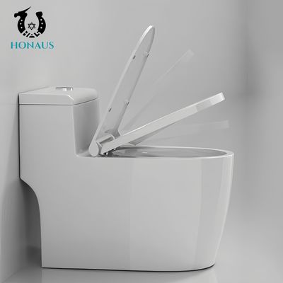 Creamic Bathroom One Piece Toilet Water Closet Scratch Resistant Glaze