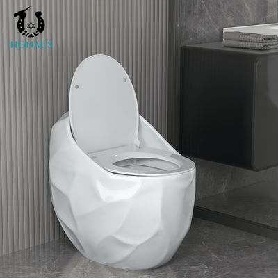 Art Design Best Ceramic One Piece Toilet Bowl Egg Shape Luxury 673*485*625mm
