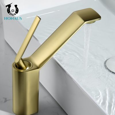 Luxury Wash Basin Faucet Chrome Electroplated Surface Copper Body Ceramic Valve
